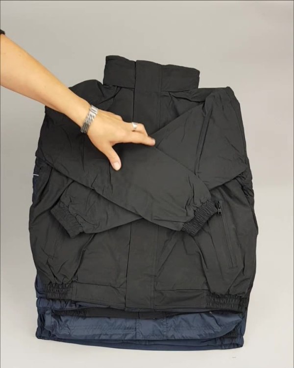 Фотография  925 - Куртки СПОРТ СТОК дети#10 кг , Лот№ 2644 оптом в Магадане и Магаданской области