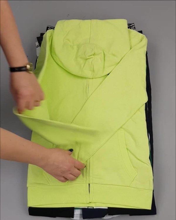 Фотография  720 - C&A Kids#7 кг, ЛОТ №3428 оптом в Магадане и Магаданской области