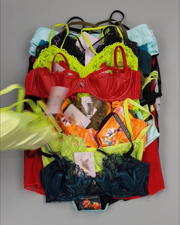 Фотография  400 - Нижнее белье Savage#57 шт, ЛОТ №4043 оптом в Магадане и Магаданской области