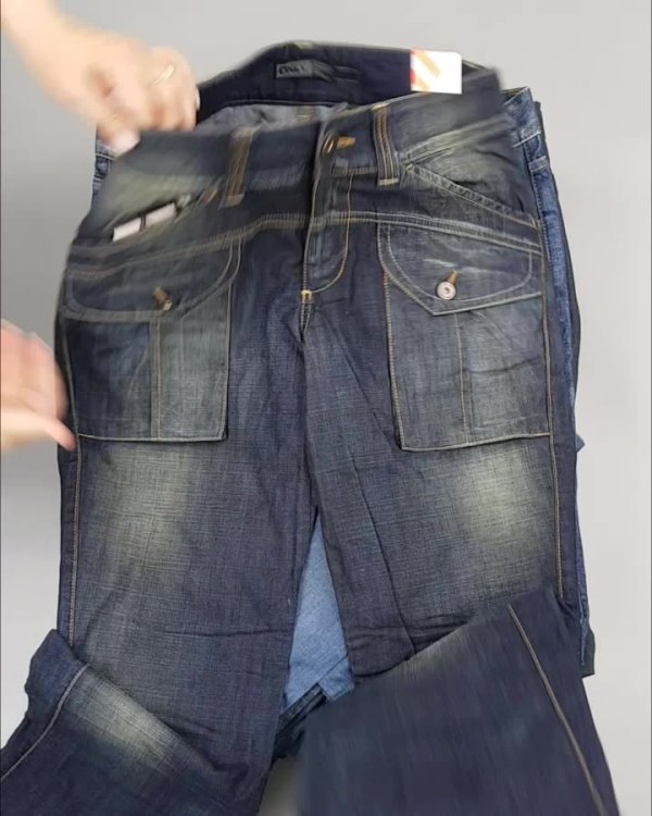 Фотография  327 - Джинсы Италия#20 шт, ЛОТ №4301 оптом в Магадане и Магаданской области