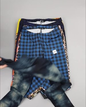 Фотография  430 - Лосины CIRCUS #6,4 кг, ЛОТ №4325 оптом в Магадане и Магаданской области