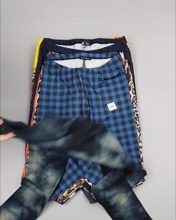 Фотография  492 - Лосины CIRCUS #6,4 кг, ЛОТ №4325 оптом в Магадане и Магаданской области