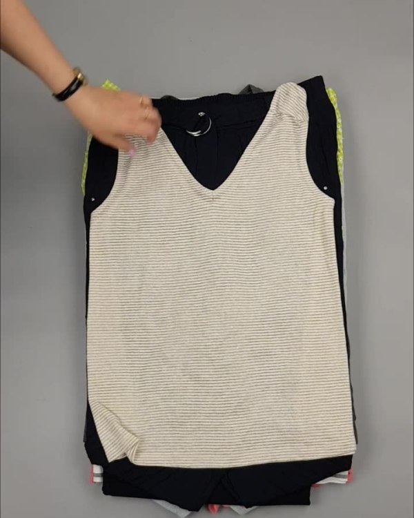 Фотография  219 - NEXT Summer Women mix#15 кг, ЛОТ №4436 оптом в Магадане и Магаданской области