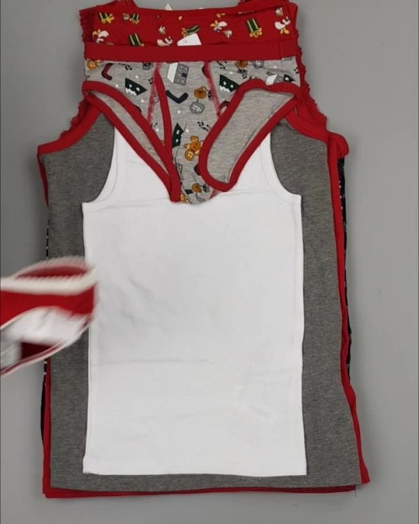 Фотография  844 - Нижнее белье CALZEDONIA дети#40 шт, ЛОТ №4443 оптом в Магадане и Магаданской области