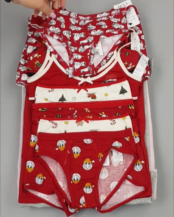 Фотография  293 - Нижнее белье CALZEDONIA дети#40 шт, ЛОТ №4444 оптом в Магадане и Магаданской области