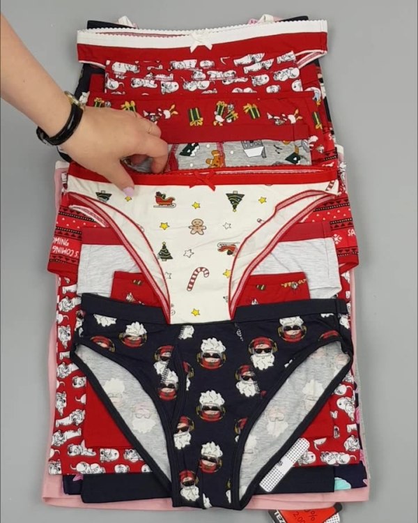 Фотография  644 - Нижнее белье CALZEDONIA дети#40 шт, ЛОТ №4446 оптом в Магадане и Магаданской области