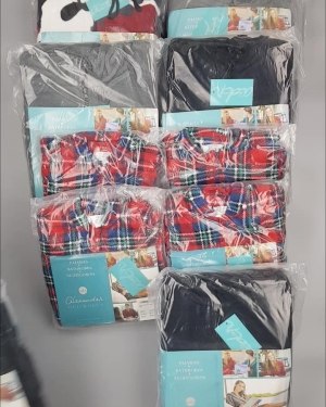 Фотография  169 - Халаты, комбинезоны (семейный) СТОК CAN#10 кг, ЛОТ №4452 оптом в Магадане и Магаданской области