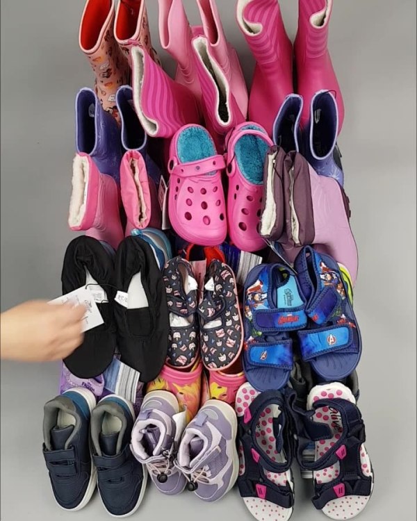 Фотография  444 - Обувь ALDI дети лето#10 кг, ЛОТ №4454 оптом в Магадане и Магаданской области