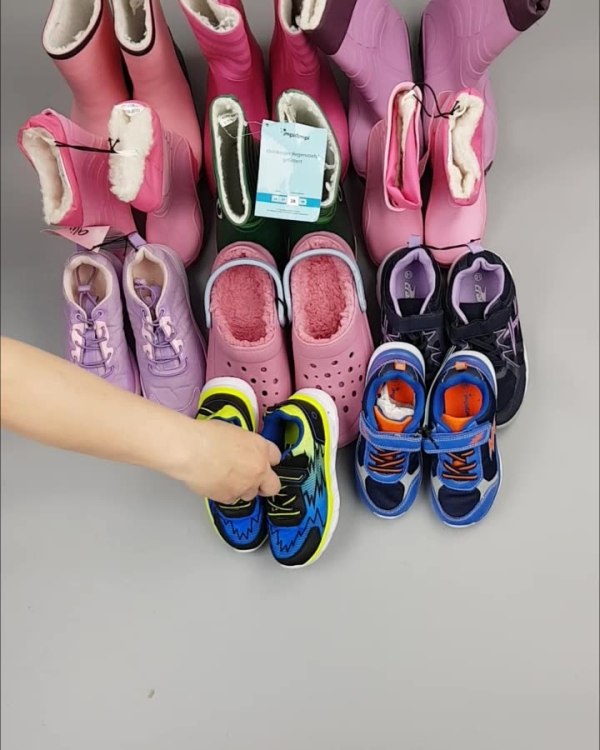 Фотография  231 - Обувь ALDI дети лето#10 кг, ЛОТ №4456 оптом в Магадане и Магаданской области