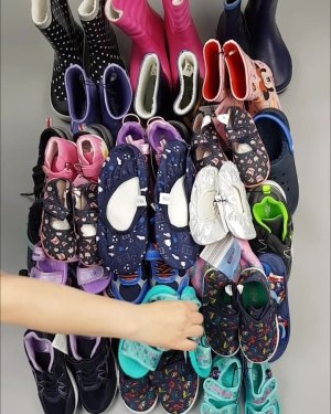 Фотография  941 - Обувь ALDI дети лето#10 кг, ЛОТ №4457 оптом в Магадане и Магаданской области