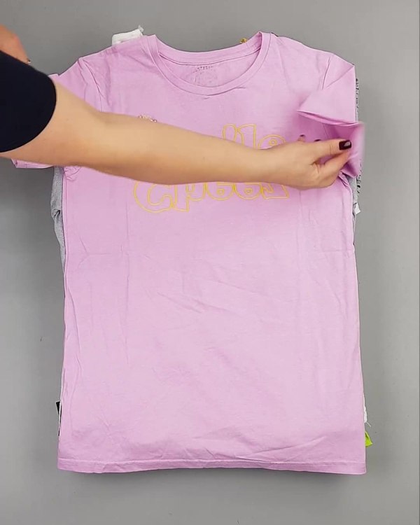 Фотография  576 - Футболки Корея#20 шт, ЛОТ №5068 оптом в Магадане и Магаданской области