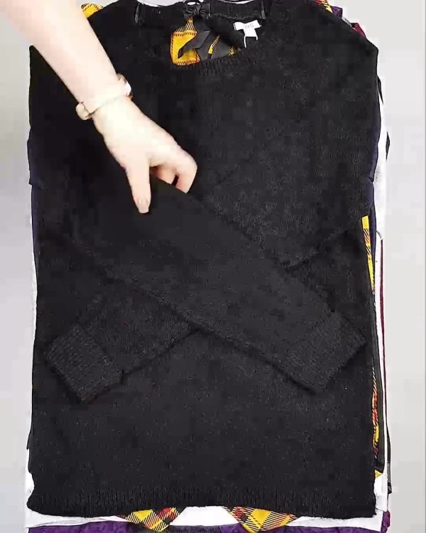 Фотография  676 - OVS Winter м/ж mix#15 кг, ЛОТ №5414 оптом в Магадане и Магаданской области