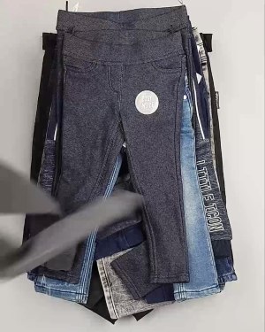 Фотография  881 - Брюки, джинсы дети C&A #5 кг, ЛОТ №5461 оптом в Магадане и Магаданской области