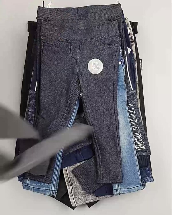 Фотография  976 - Брюки, джинсы дети C&A #5 кг, ЛОТ №5461 оптом в Магадане и Магаданской области