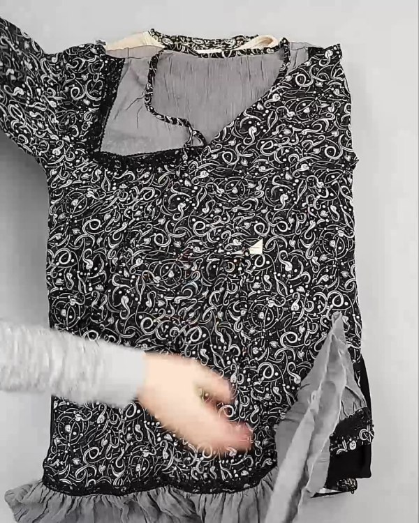 Фотография  363 - Платья Корея#20 шт, ЛОТ №5613 оптом в Магадане и Магаданской области