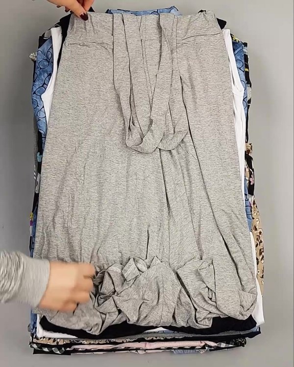 Фотография  768 - Платья Корея#20 шт, ЛОТ №5613 оптом в Магадане и Магаданской области