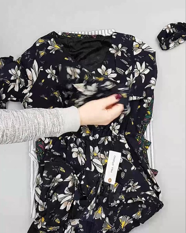 Фотография  282 - Платья Корея#20 шт, ЛОТ №5614 оптом в Магадане и Магаданской области