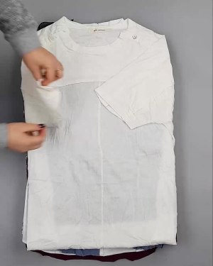 Фотография  794 - Блузки Корея#20 шт, ЛОТ №5621 оптом в Магадане и Магаданской области