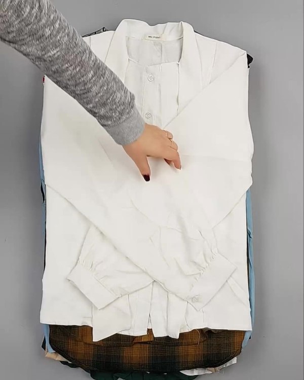 Фотография  272 - Блузки Корея#20 шт, ЛОТ №5622 оптом в Магадане и Магаданской области