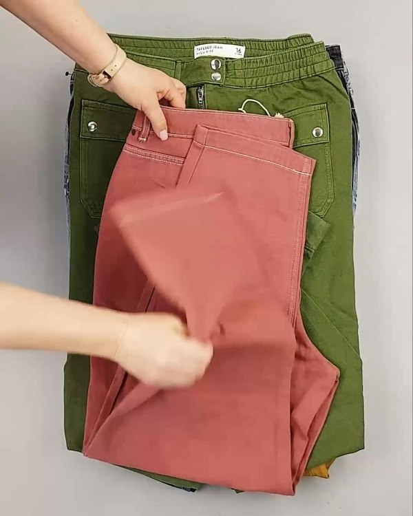 Фотография  828 - Джинсы NEXT Women#10 кг, ЛОТ №5876 оптом в Магадане и Магаданской области