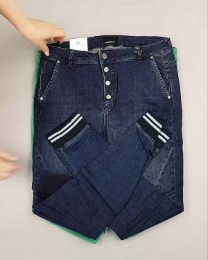 Фотография  861 - Джинсы DK Company 022024#10 кг, ЛОТ №5946 оптом в Магадане и Магаданской области