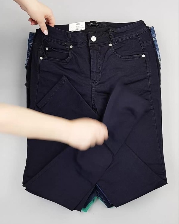 Фотография  963 - Джинсы DK Company 022024#10 кг, ЛОТ №5946 оптом в Магадане и Магаданской области