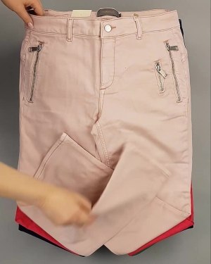 Фотография  712 - Джинсы DK Company 022024#10 кг, ЛОТ №5947 оптом в Магадане и Магаданской области