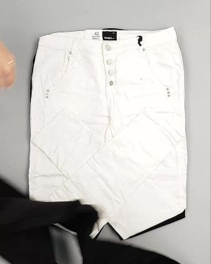 Фотография  501 - Джинсы DK Company 022024#10 кг, ЛОТ №5949 оптом в Магадане и Магаданской области