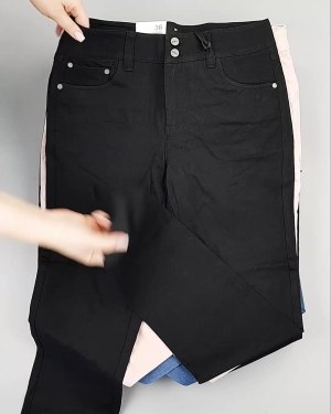 Фотография  759 - Джинсы DK Company 022024#10 кг, ЛОТ №5949 оптом в Магадане и Магаданской области