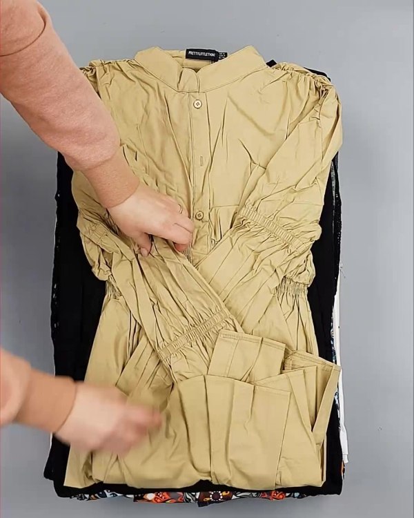 Фотография  555 - Англия СТОК лето#15 кг, ЛОТ №6004 оптом в Магадане и Магаданской области