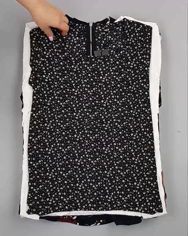 Фотография  751 - Блузки Bestseller 44#5 кг, ЛОТ №6084 оптом в Магадане и Магаданской области