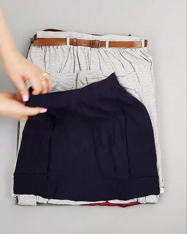 Фотография  213 - Юбки Bestseller 44#5 кг, ЛОТ №6120 оптом в Магадане и Магаданской области