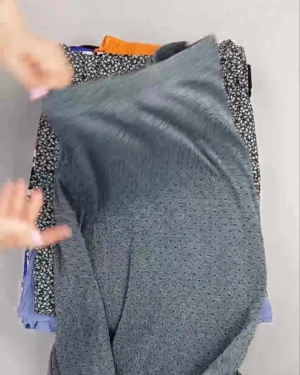 Фотография  376 - Юбки Bestseller 44#5 кг, ЛОТ №6120 оптом в Магадане и Магаданской области