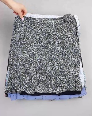 Фотография  497 - Юбки Bestseller 44#5 кг, ЛОТ №6121 оптом в Магадане и Магаданской области