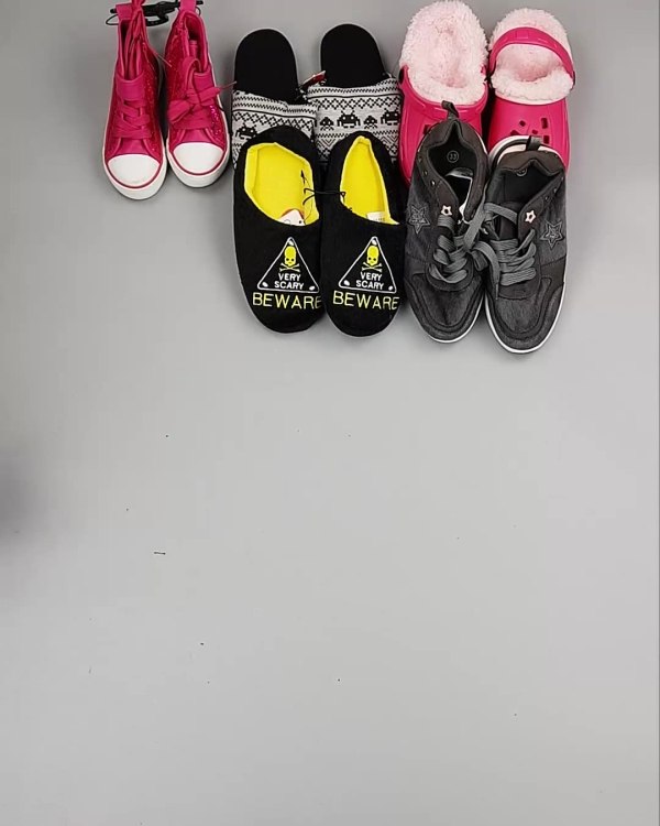 Фотография  968 - Обувь детская СТОК Summer#6,45 кг, ЛОТ №6193 оптом в Магадане и Магаданской области