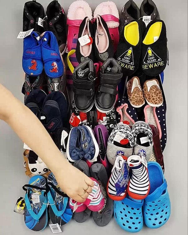 Фотография  950 - Обувь детская СТОК Summer#6,15 кг, ЛОТ №6194 оптом в Магадане и Магаданской области