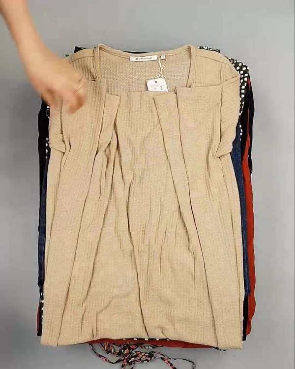 Фотография  479 - TOM TAILOR mix 0424#15 кг, ЛОТ №6333 оптом в Магадане и Магаданской области