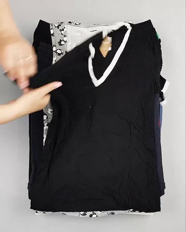 Фотография  313 - CALZEDONIA лето mix#50 шт, ЛОТ №6366 оптом в Магадане и Магаданской области