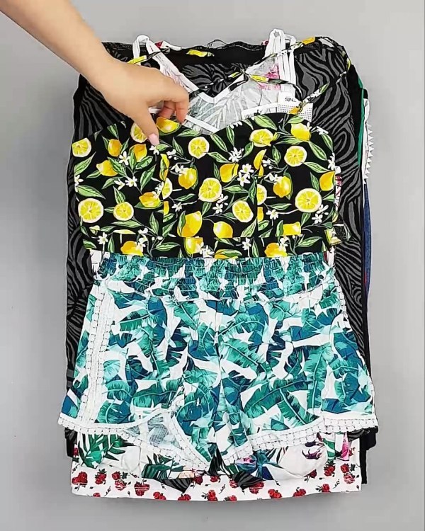 Фотография  970 - CALZEDONIA лето mix#50 шт, ЛОТ №6366 оптом в Магадане и Магаданской области