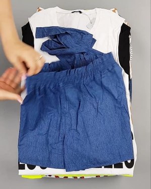 Фотография  460 - CALZEDONIA лето mix#50 шт, ЛОТ №6366 оптом в Магадане и Магаданской области