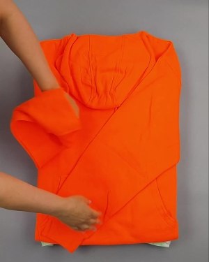 Фотография  421 - Толстовки СТОК CAN 0424#10 кг, ЛОТ №6425 оптом в Магадане и Магаданской области