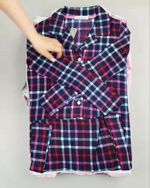 Фотография  939 - Домашняя одежда CAN#10 кг, ЛОТ №6482 оптом в Магадане и Магаданской области