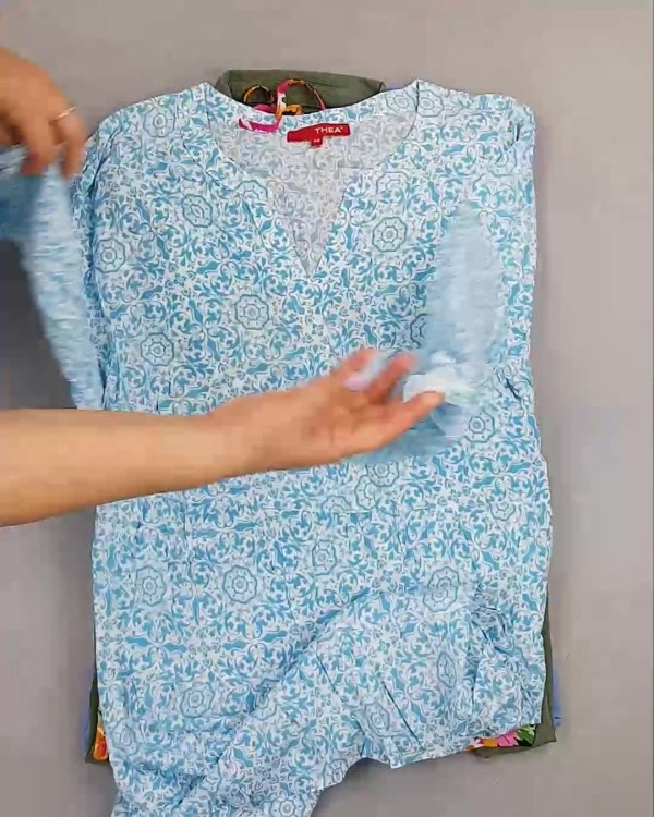 Фотография  598 - Платья Bestseller 44#5 кг, ЛОТ №6538 оптом в Магадане и Магаданской области