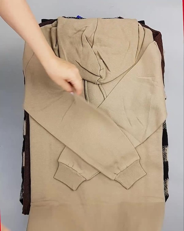 Фотография  772 - PIECES+NOISY MAY mix 074#15 кг, ЛОТ №6559 оптом в Магадане и Магаданской области