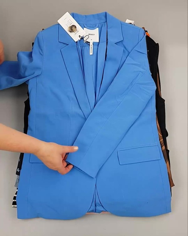 Фотография  401 - ДАНИЯ Summer mix 24#15 кг, ЛОТ №6730 оптом в Магадане и Магаданской области