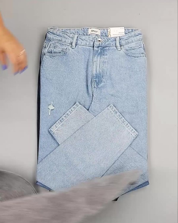 Фотография  147 - Джинсы женские Дания#10 кг, ЛОТ №6764 оптом в Магадане и Магаданской области