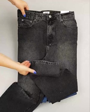 Фотография  325 - Джинсы женские Дания#10 кг, ЛОТ №6764 оптом в Магадане и Магаданской области