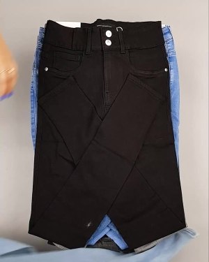 Фотография  380 - Джинсы женские Дания#10 кг, ЛОТ №6765 оптом в Магадане и Магаданской области