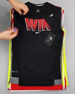 Фотография  786 - Футболки детские NIKE CAN 084#5 кг, ЛОТ №6862 оптом в Магадане и Магаданской области