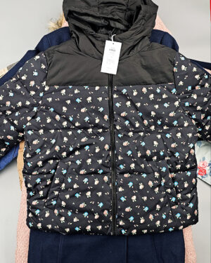 Купить Верхняя одежда VILA#10,2 кг, ЛОТ №6826 оптом в Магадане и Магаданской области